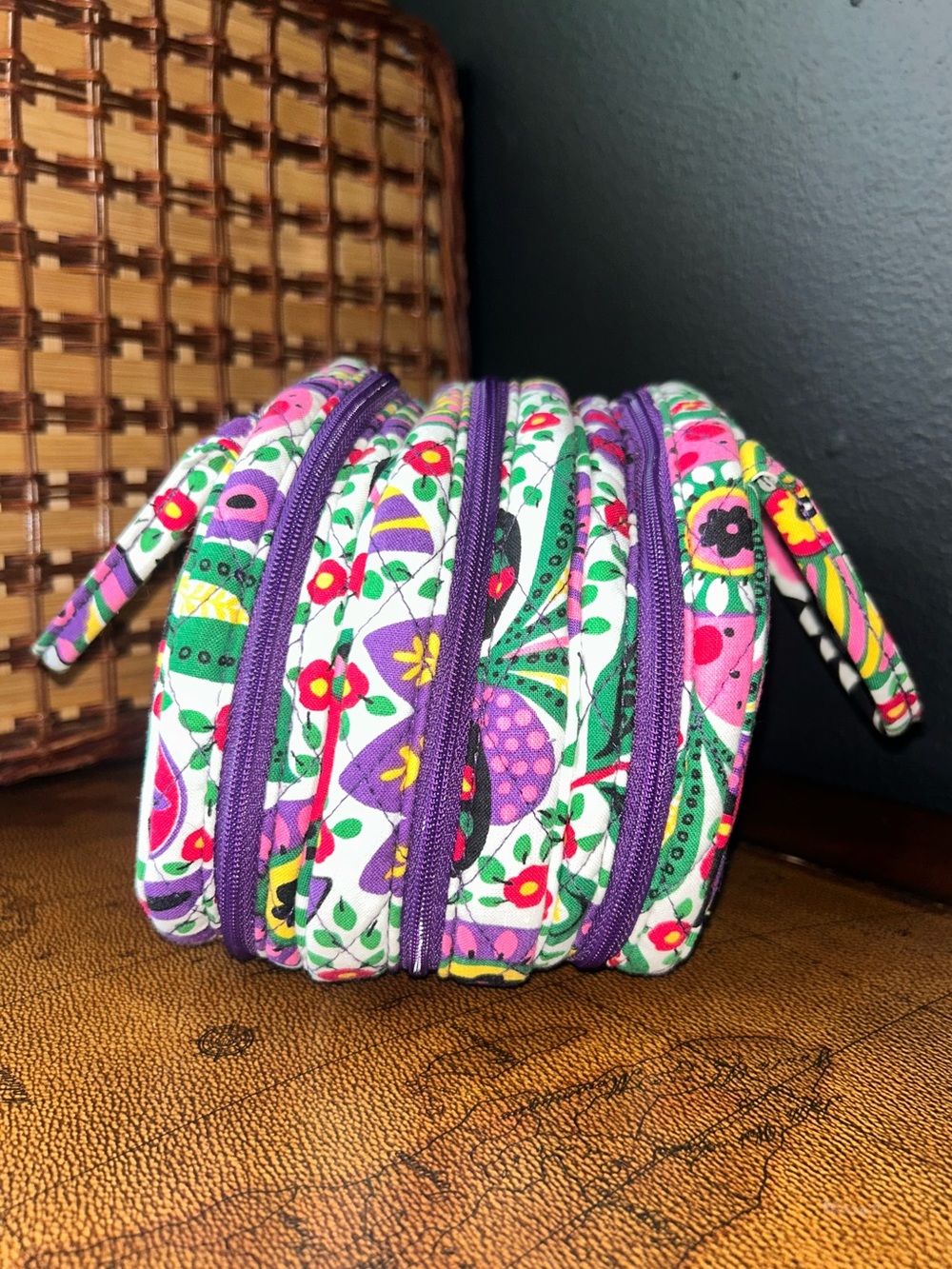 Vera Bradley triple zip cosmetic bag in retired "Viva La Vera" floral print - Picture 8 of 16